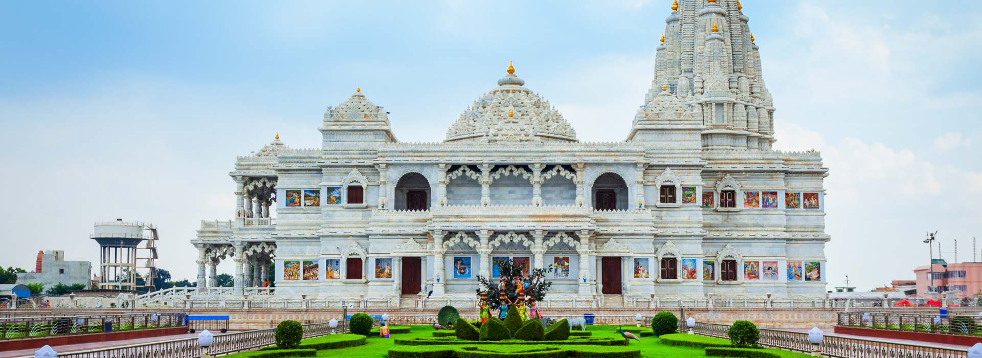 Taj Mahal Tour with Mathura & Vrindavan – Explore Agra’s Heritage and Divine Towns with India Trip Advice